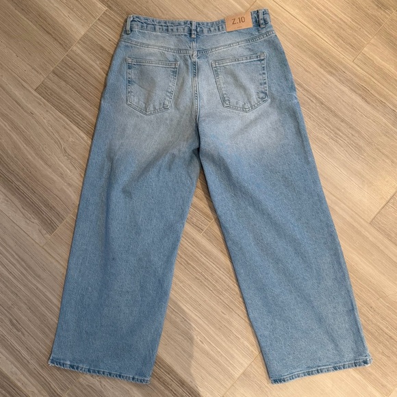 NEW Zara Z.10 Hight Waist Cropped Wide Leg Jeans, Size 8 - Picture 4 of 4